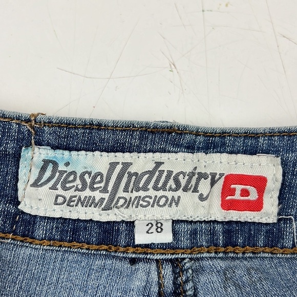 Diesel mid-rise  y2k straight leg denim jeans size 28 - Picture 4 of 13